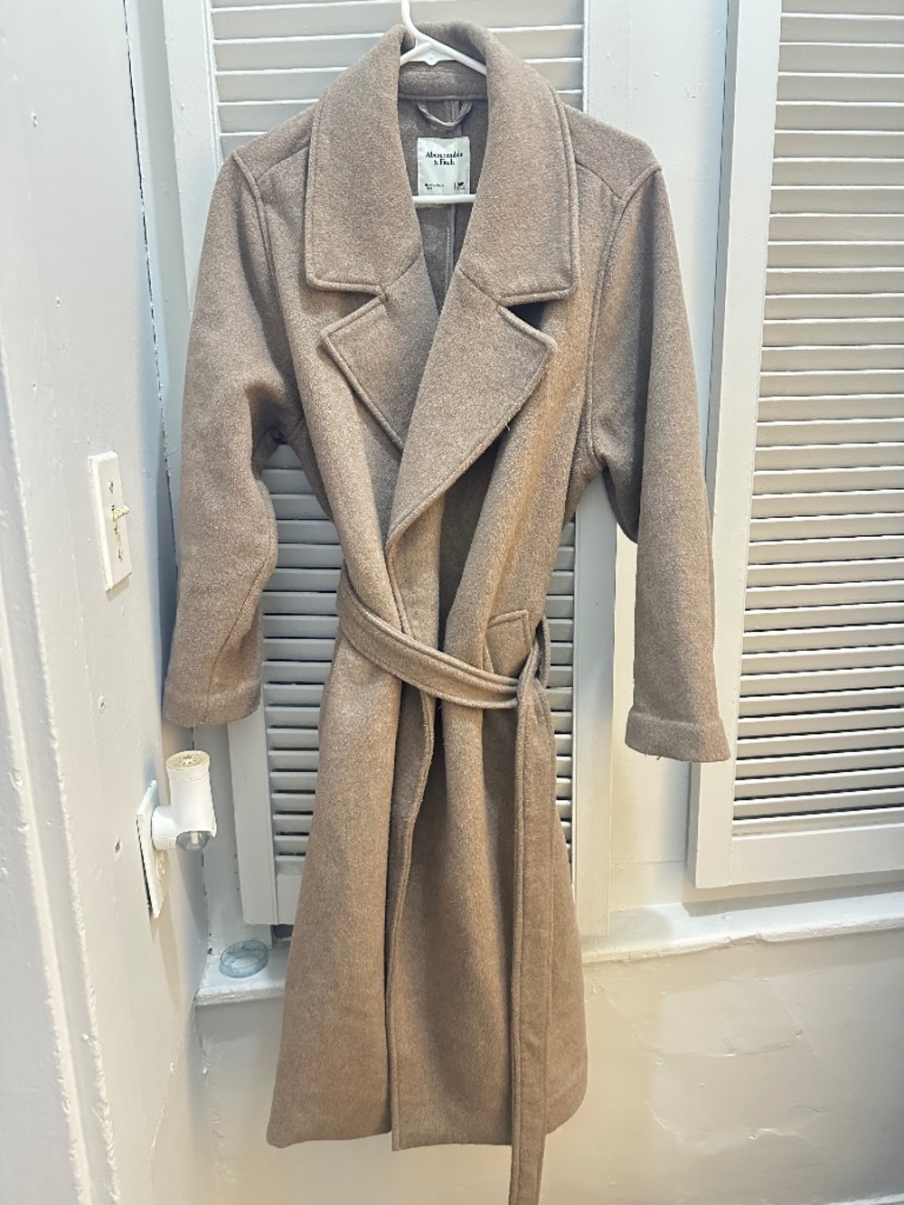 Abercrombie belt jacket